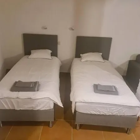 Apartamento Spacious Studio With Private Entrance